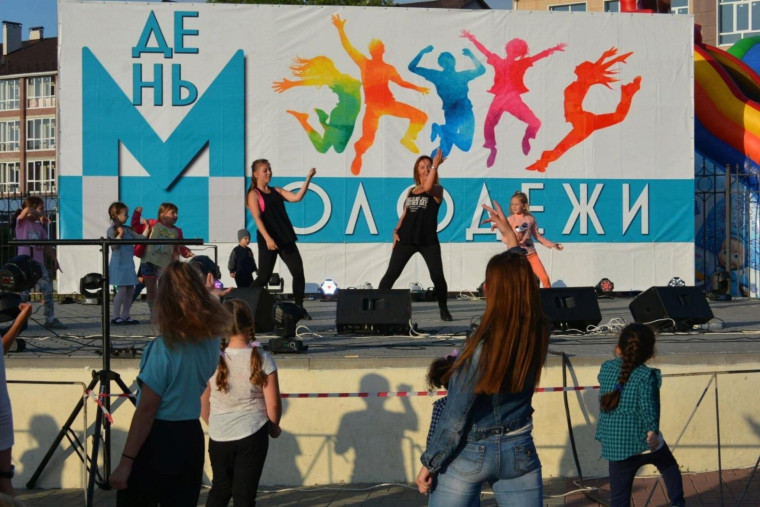 ОБЛАСТНОЙ ДЕНЬ МОЛОДЁЖИ ПРОЙДЁТ В ВЯТСКИХ ПОЛЯНАХ.